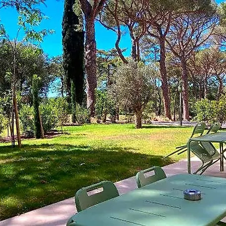 Chateau Du Parc - & Spas A Otel Pézenas